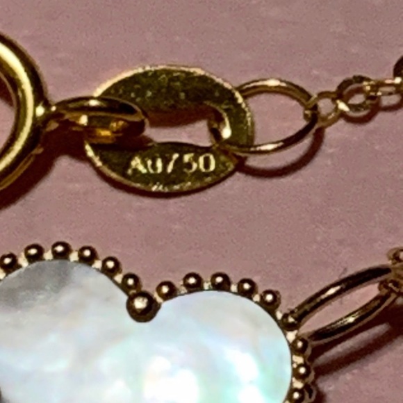 18k Solid Gold Clover Set - Picture 9 of 9